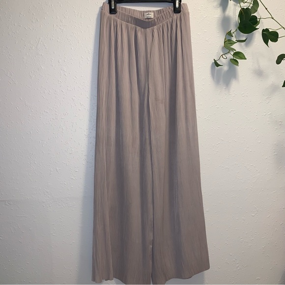 Wilfred Chaunce Pants Wide Leg in Color Lucite - Picture 1 of 5